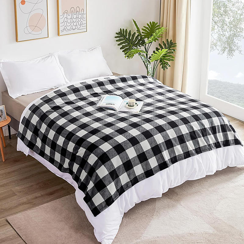 Plaid Lightweight Double Flannel Blanket