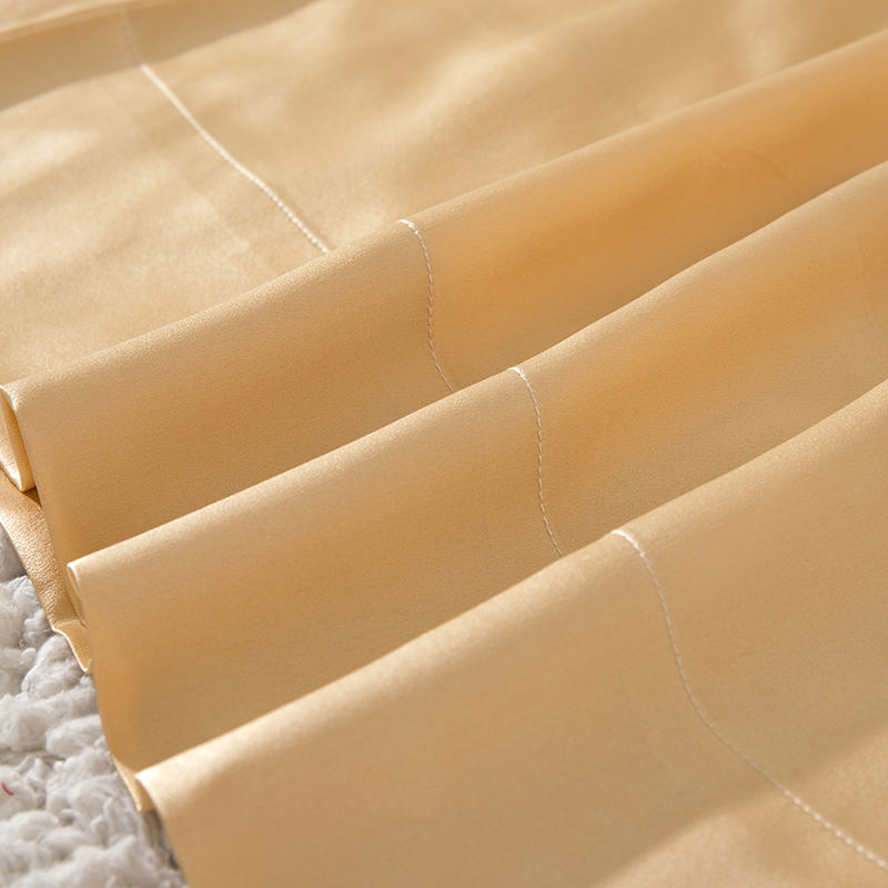 Hypoallergenic Silky Tencel Bedding Set Of 4