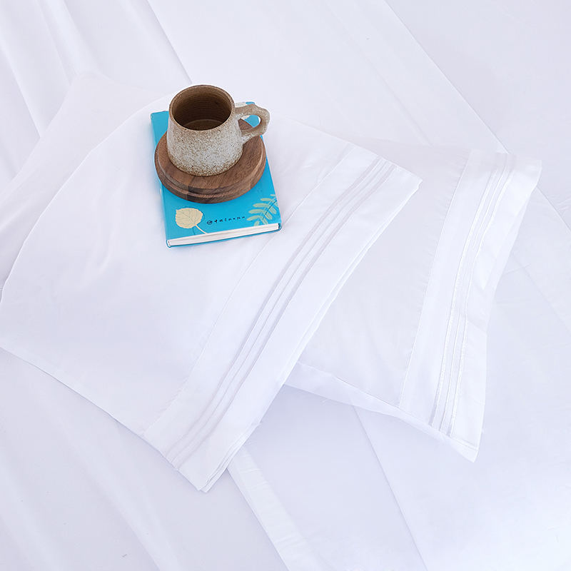 Vintage Style Wrinkle Resistant Woven Sheet Set