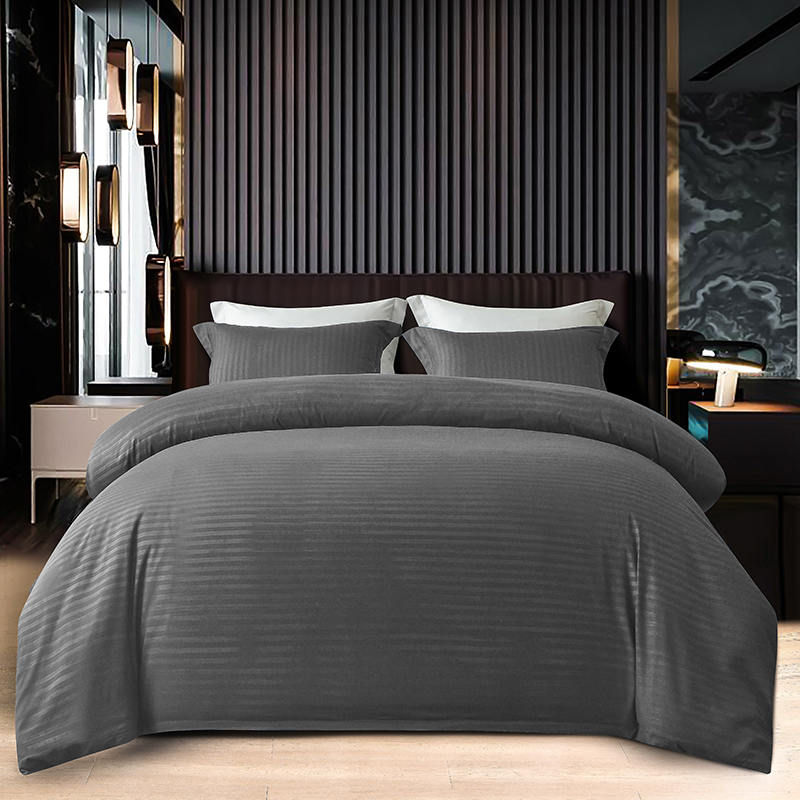 Wrinkle Resistant Microfiber Duvet Cover with Zipper